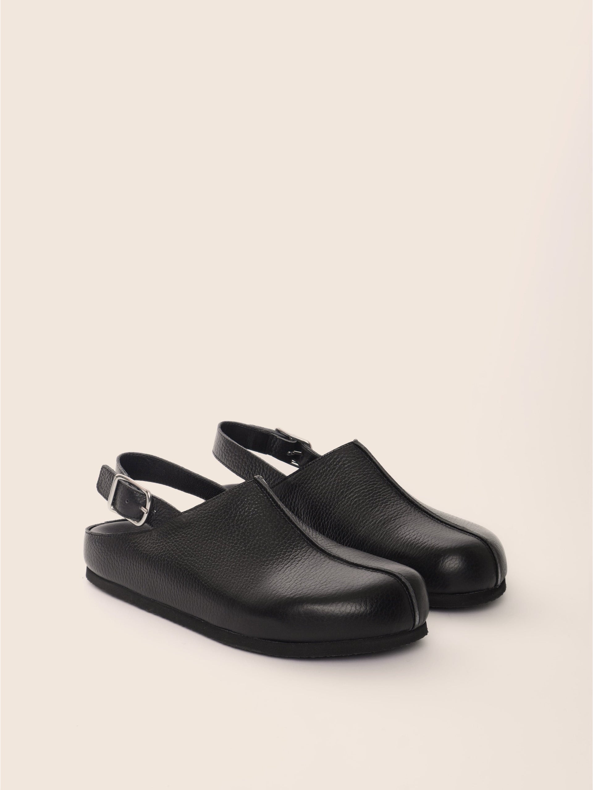 Clemenze Black Clog