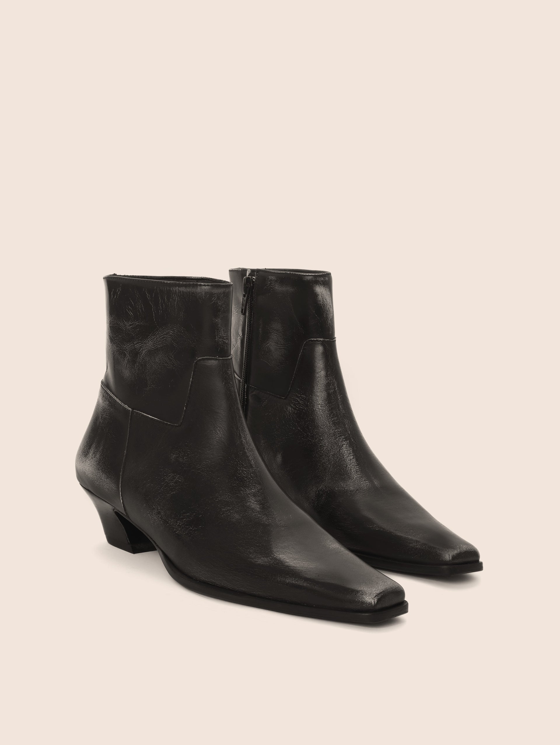 Lucena Black Boot