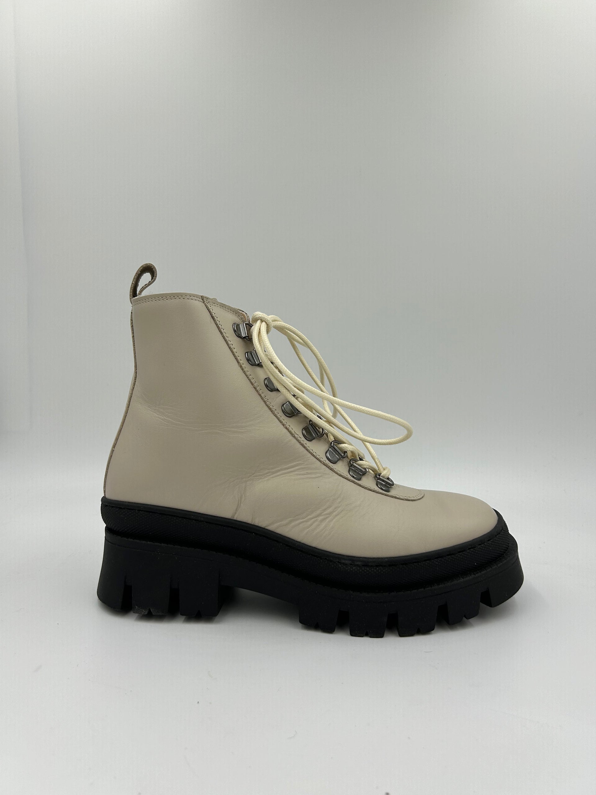 Imperfect Bormio Cream Winter Boot