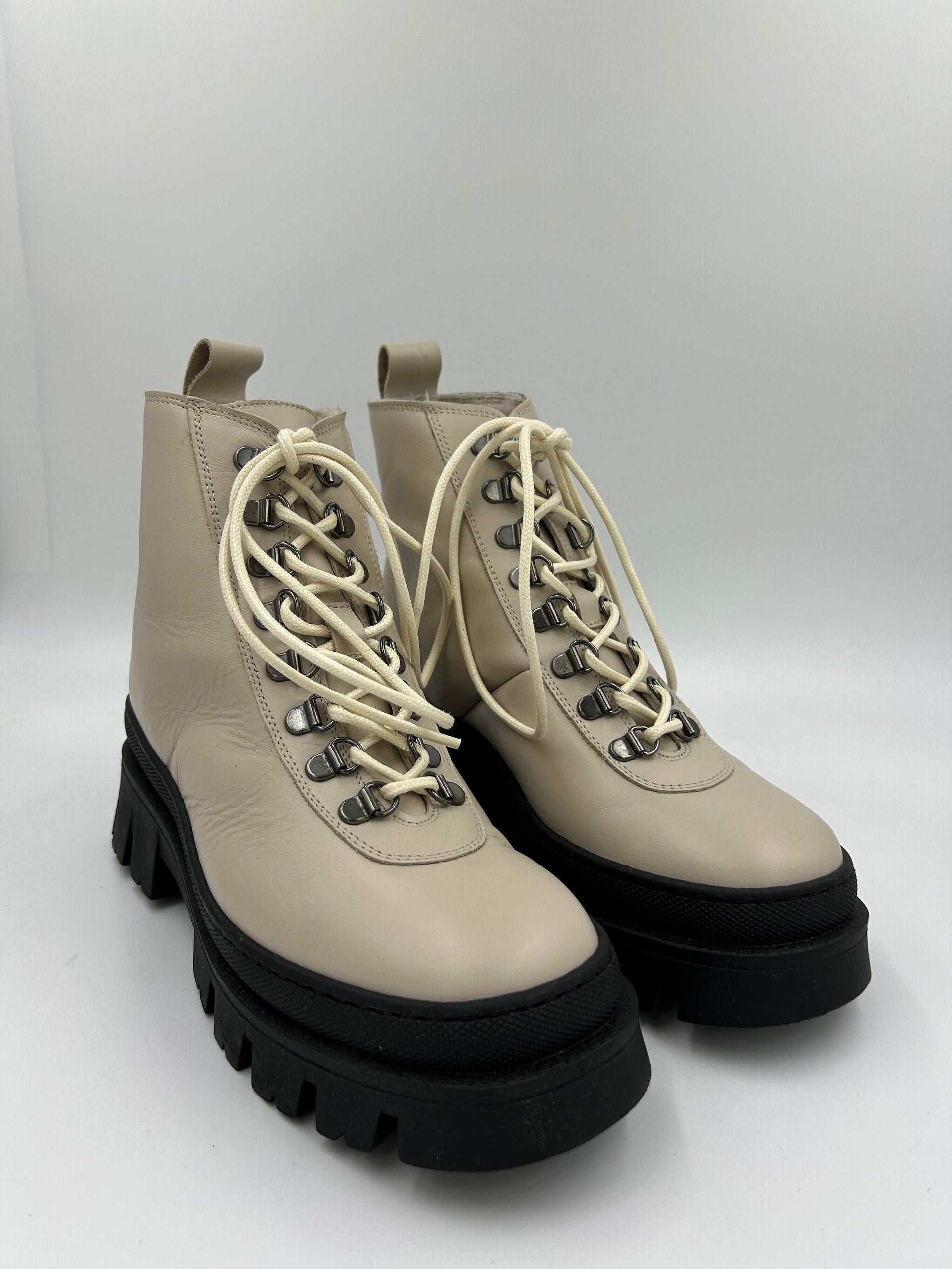 Imperfect Bormio Cream Winter Boot