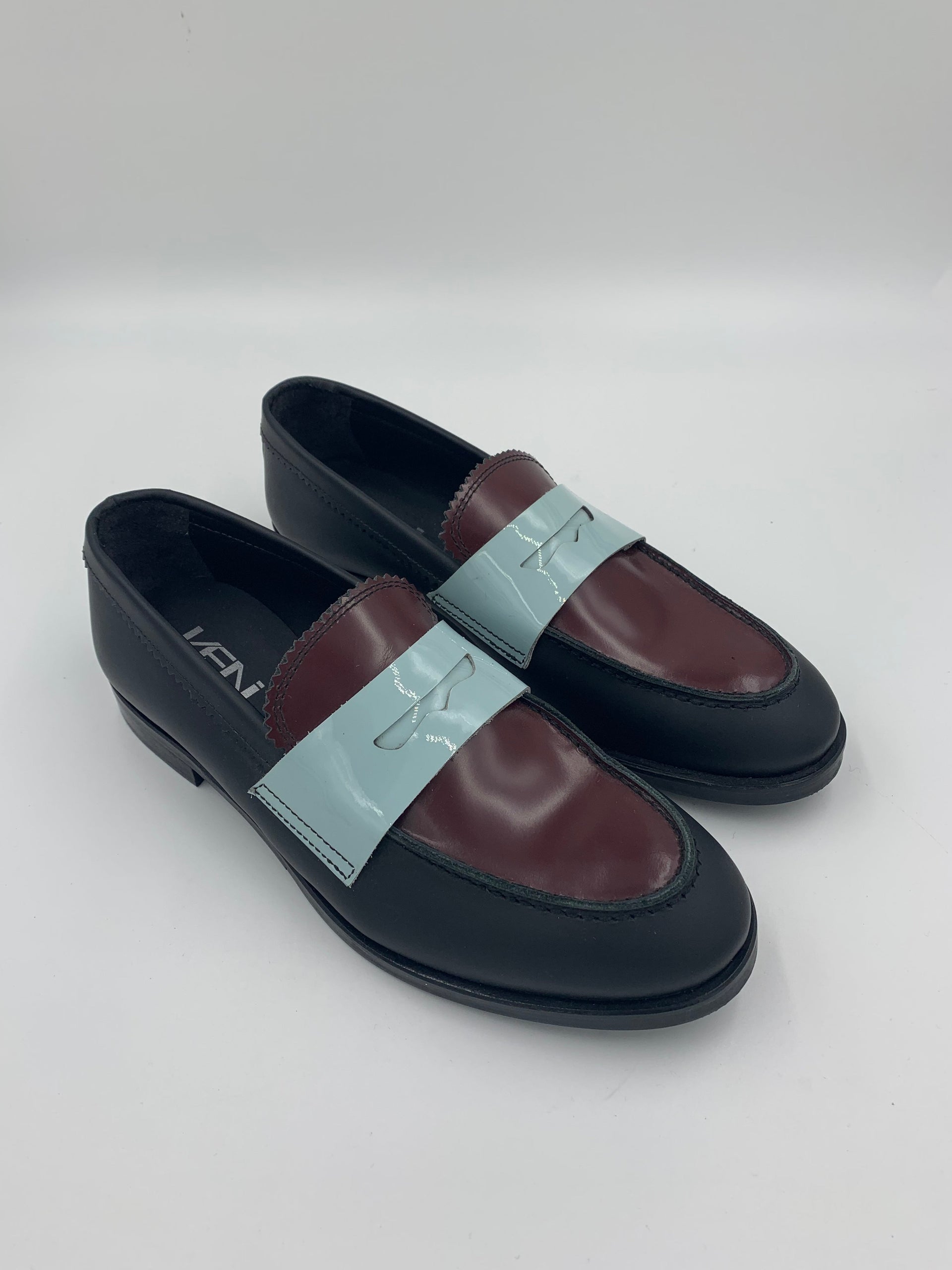 Sample Tricolour Loafer 37